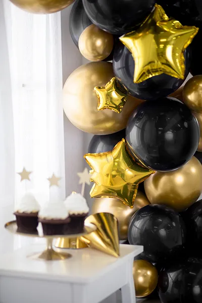 25 Balões Foil Estrela 25cm Dourado