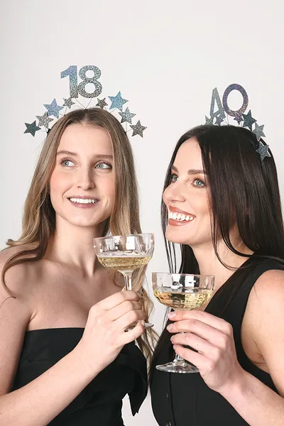 Bandolete Prateada com estrelas 18º Aniversário