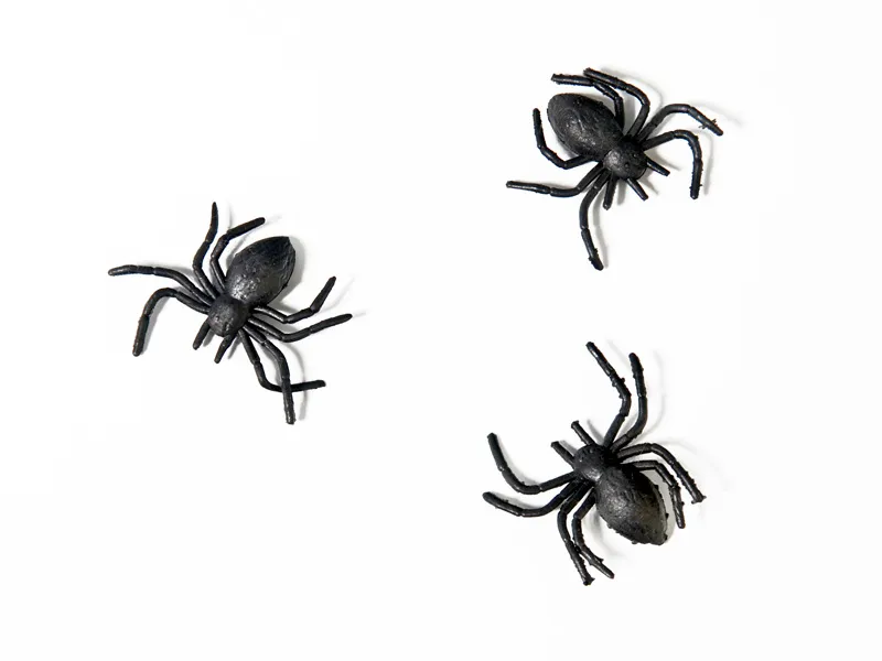 10 Aranhas de plástico 3cm