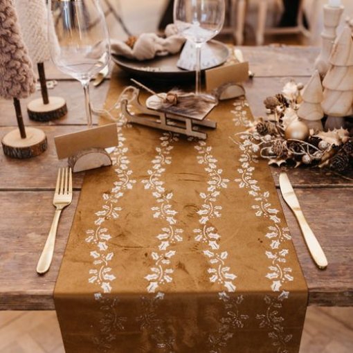 Corredor de Mesa Holly Border Camel Veludo e Brilho Dourado 28cmx3m